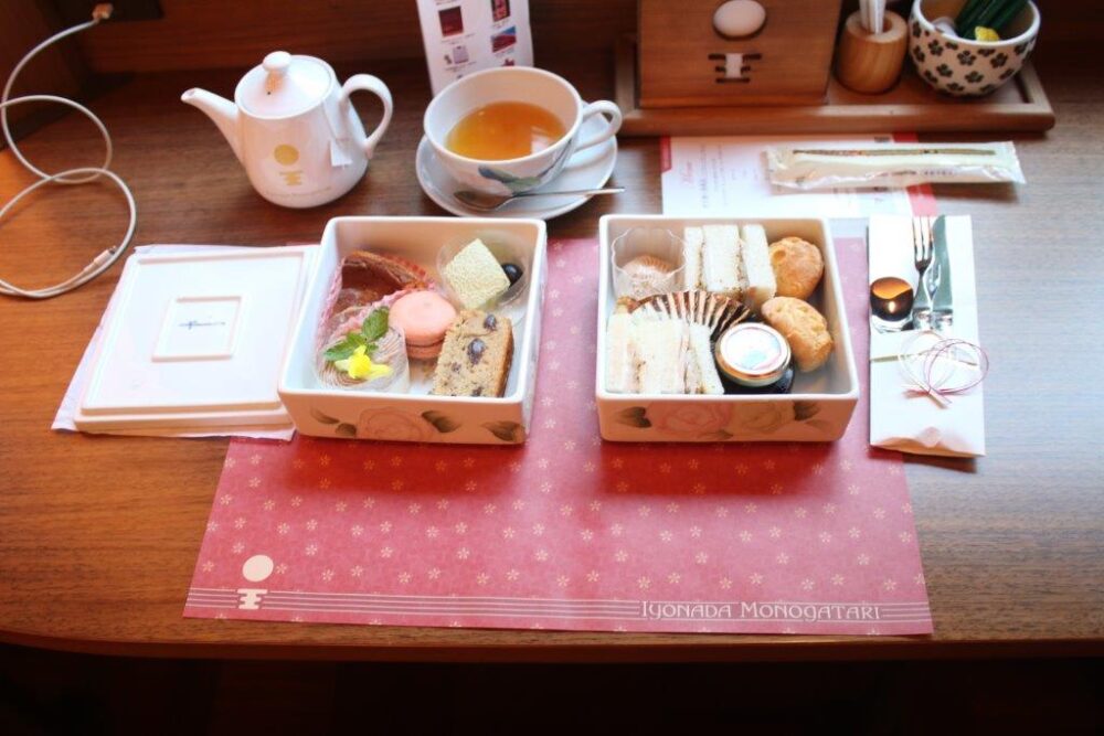 伊予灘ものがたり号食事