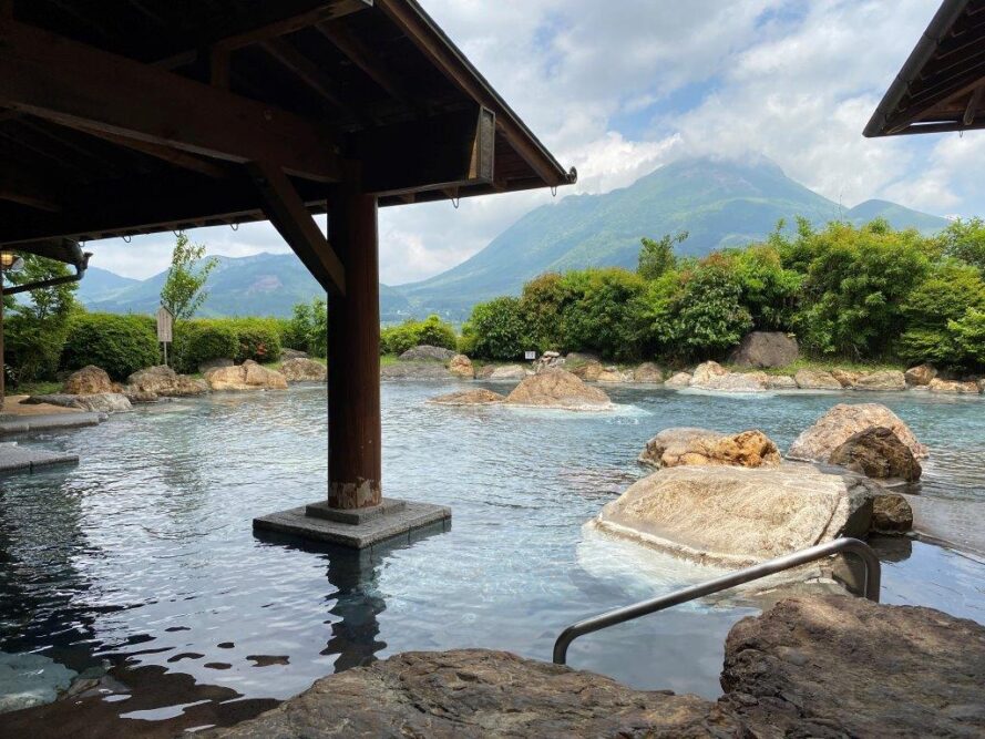 湯布院山のホテル