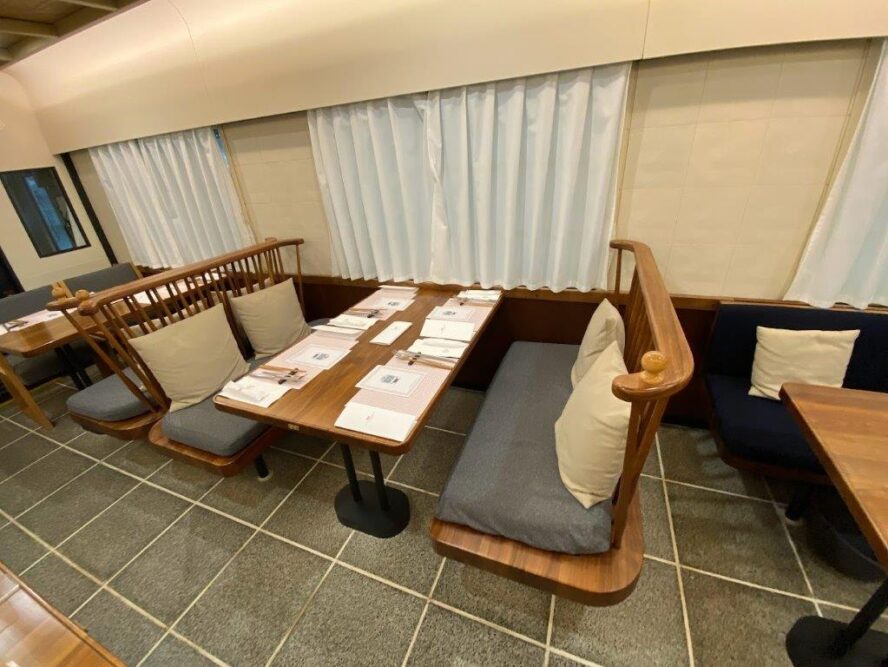 THE RAIL KITCHEN CHIKUGO車内