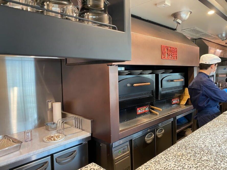 THE RAIL KITCHEN CHIKUGO車内