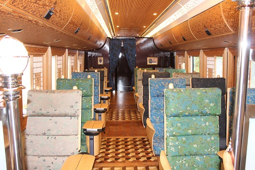 観光列車36+3車内5号車