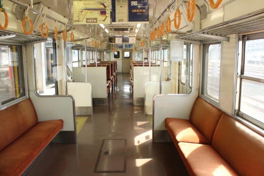観光急行車内