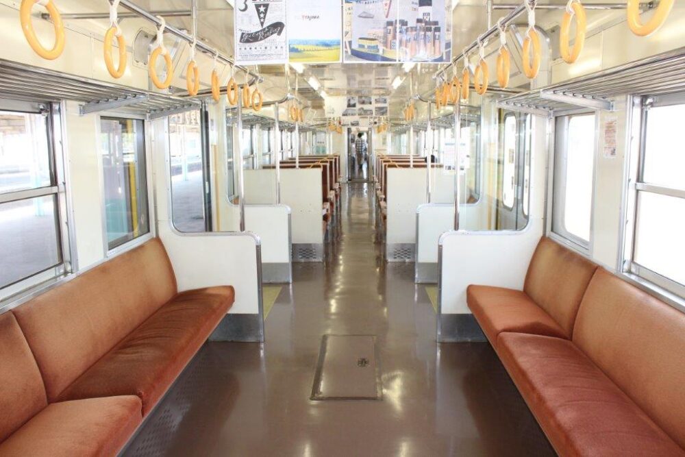 観光急行車内