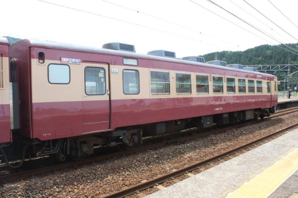 観光急行車内