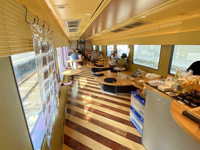 WEST EXPRESS銀河号4号車車内