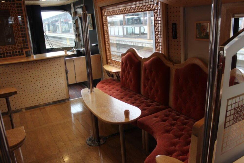 丹後の海車内