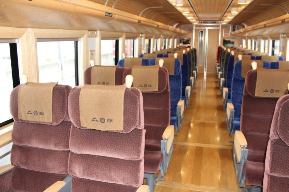 丹後の海車内