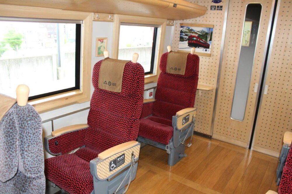 丹後の海車内
