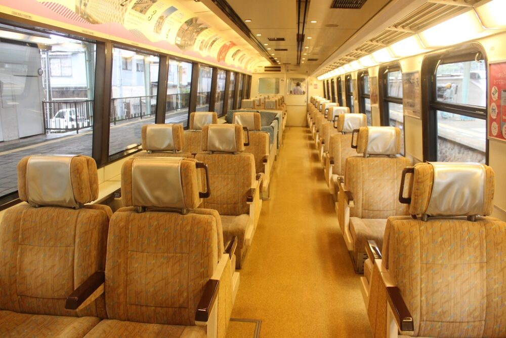 リゾート21黒船電車車内
