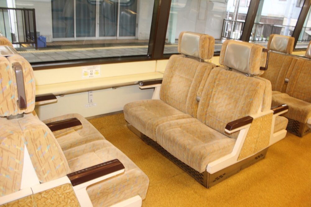 リゾート21黒船電車車内