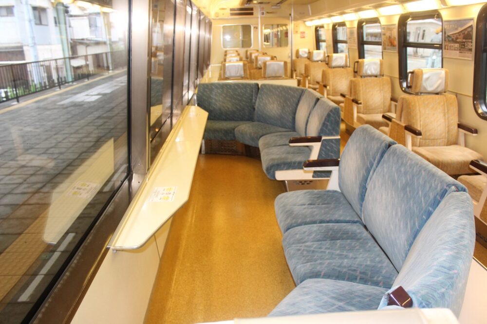 リゾート21黒船電車車内