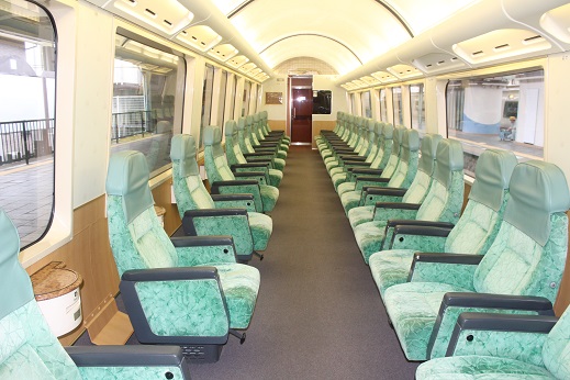 リゾート21黒船電車車内