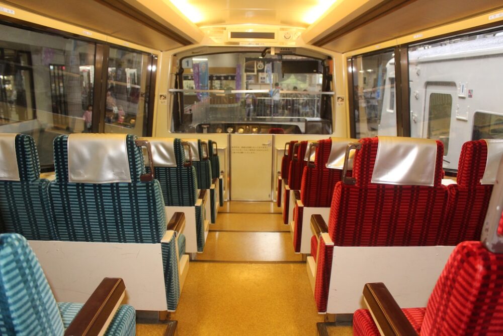 リゾート21黒船電車車内