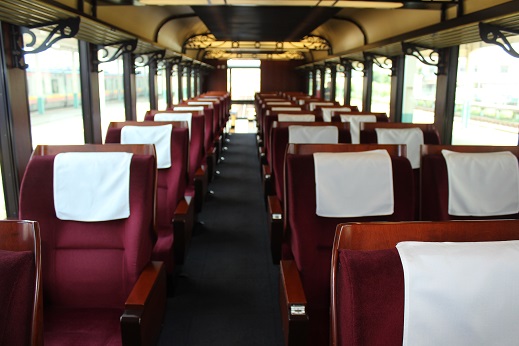 SLばんえつ物語車内