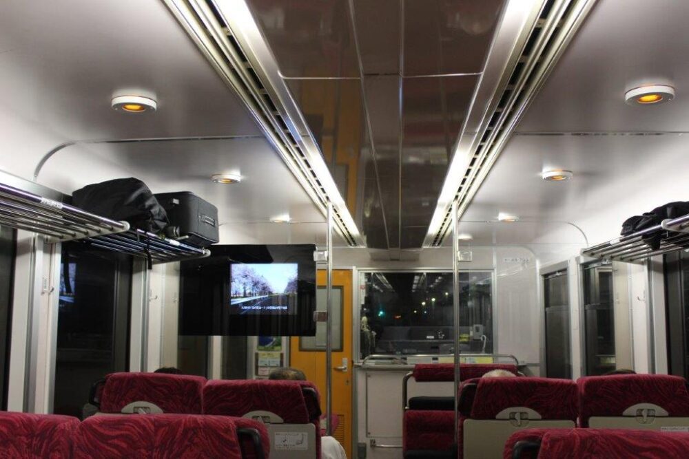 リゾートしらかみ号くまげら編成座車内