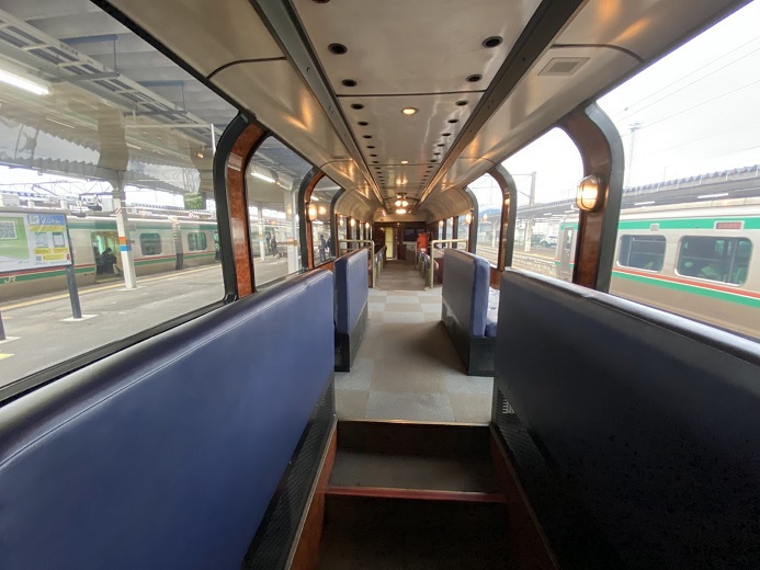 SLばんえつ物語車内