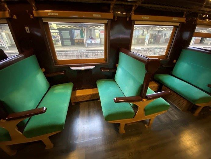 SLぐんま車内