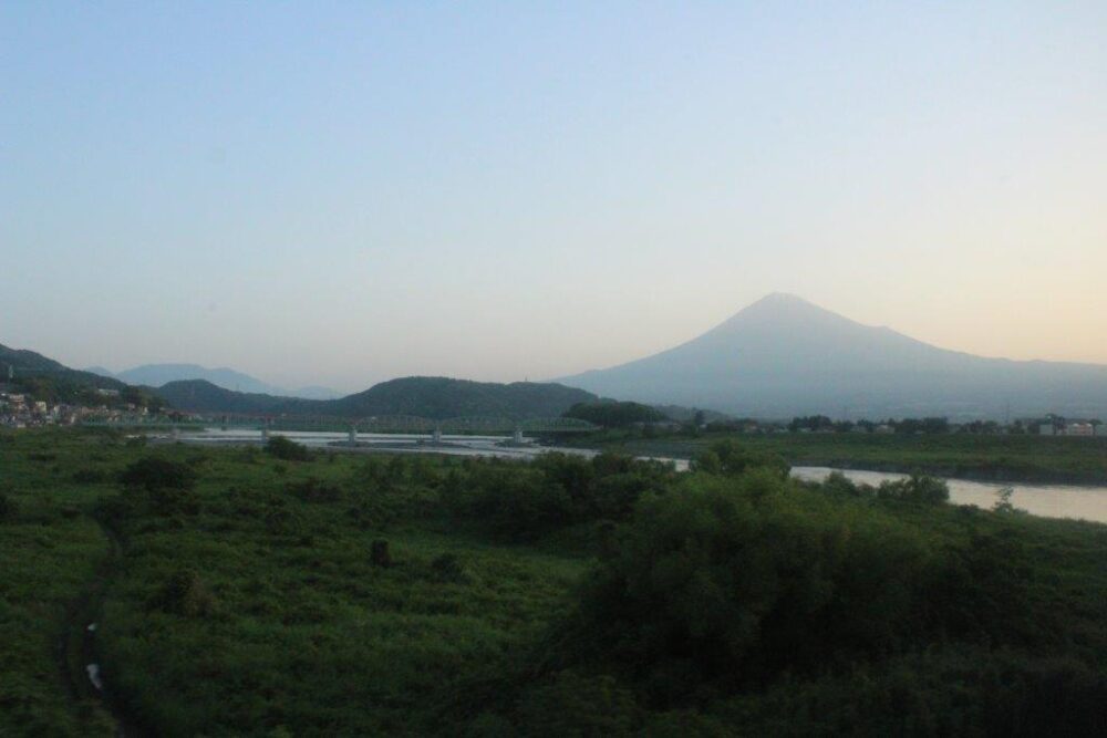 サンライズ出雲・瀬戸号車窓からの景色