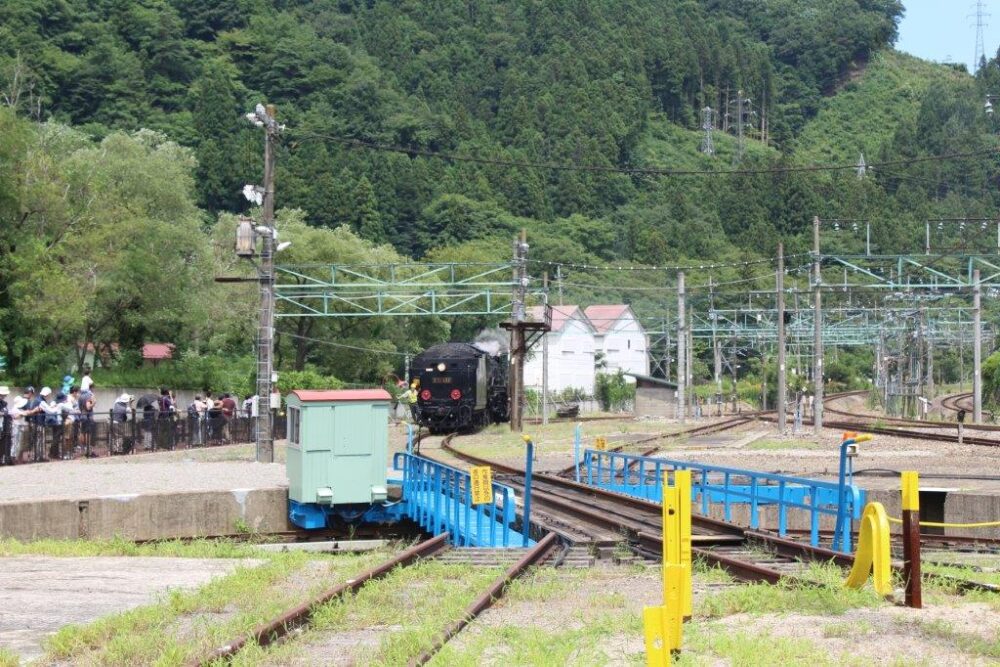水上転車台広場