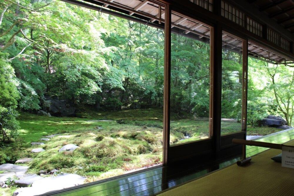瑠璃光院