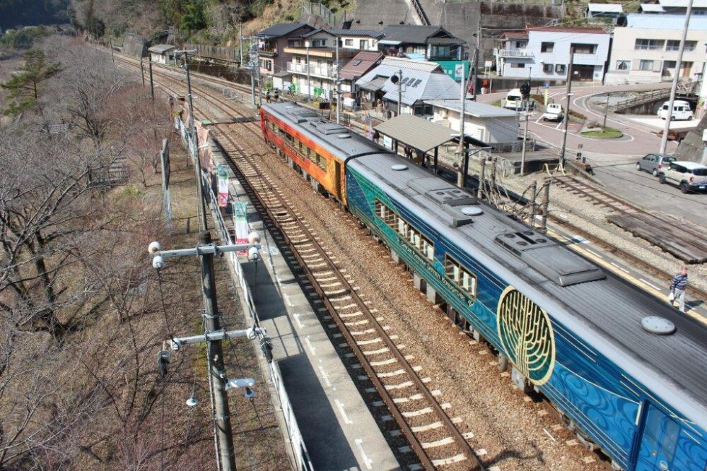 四国まんなか千年ものがたり乗車記