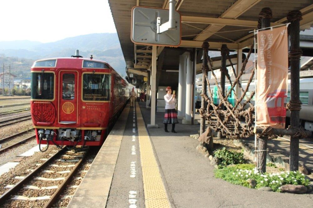 四国まんなか千年ものがたり乗車記