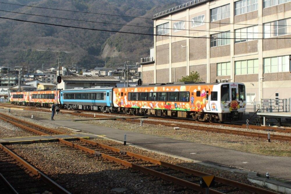 四国まんなか千年ものがたり乗車記