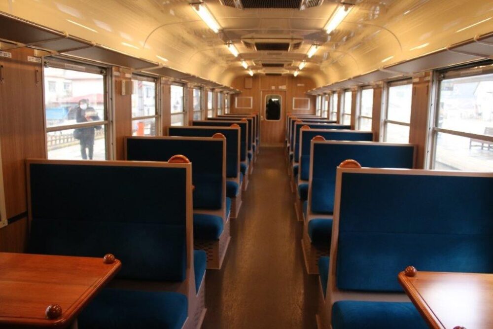 SL大樹車内