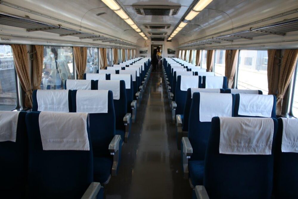 SL大樹車内
