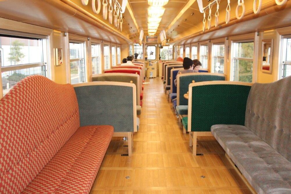 観光列車若桜号車内