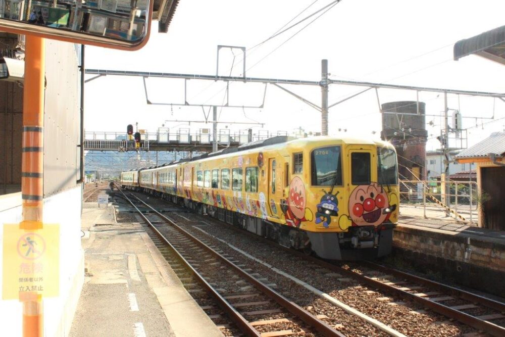 土讃線アンパンマン列車