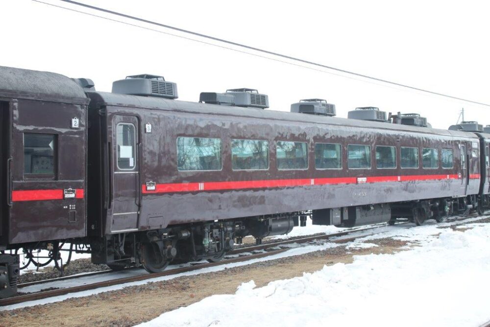 SL冬の湿原号