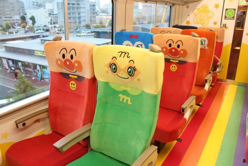 土讃線アンパンマン列車車内