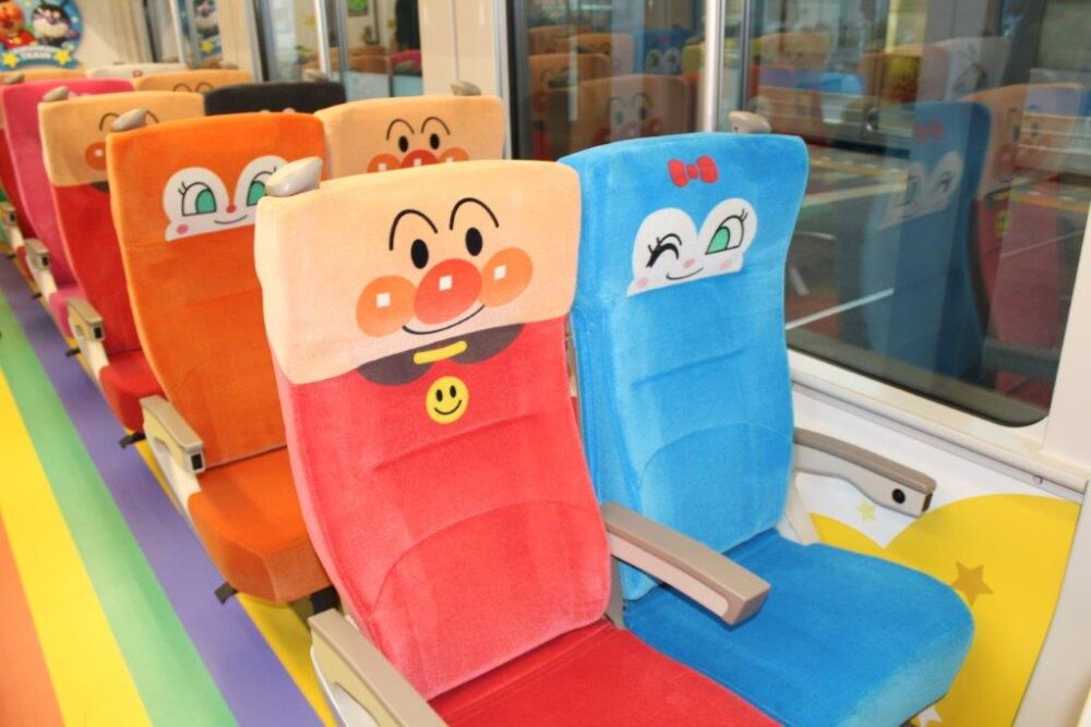 土讃線アンパンマン列車車内