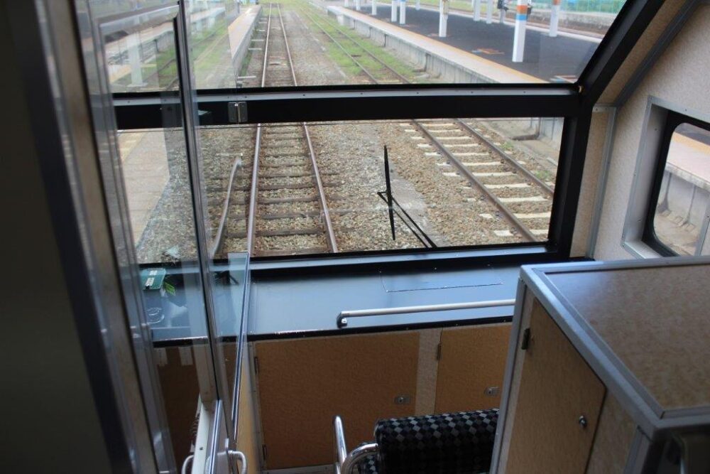 お座トロ展望列車車内