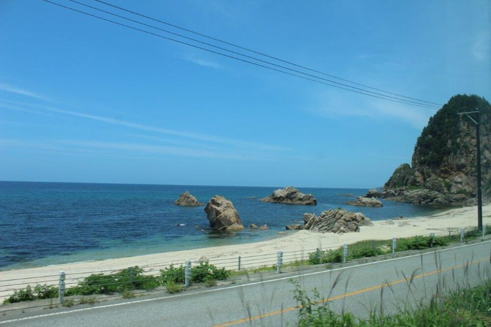 海里車窓からの景色