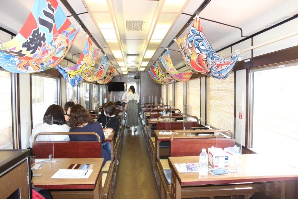 さんりくはまかぜ車内