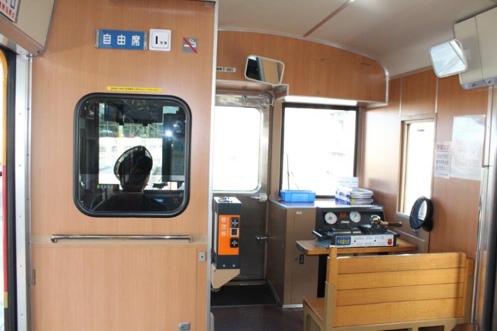 ロッコわっしー号車内