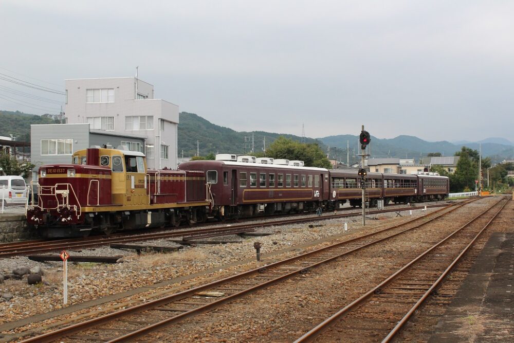 トロッコわたらせ渓谷号