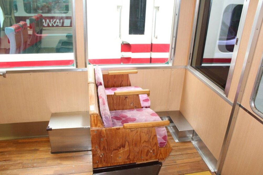 天空号車内