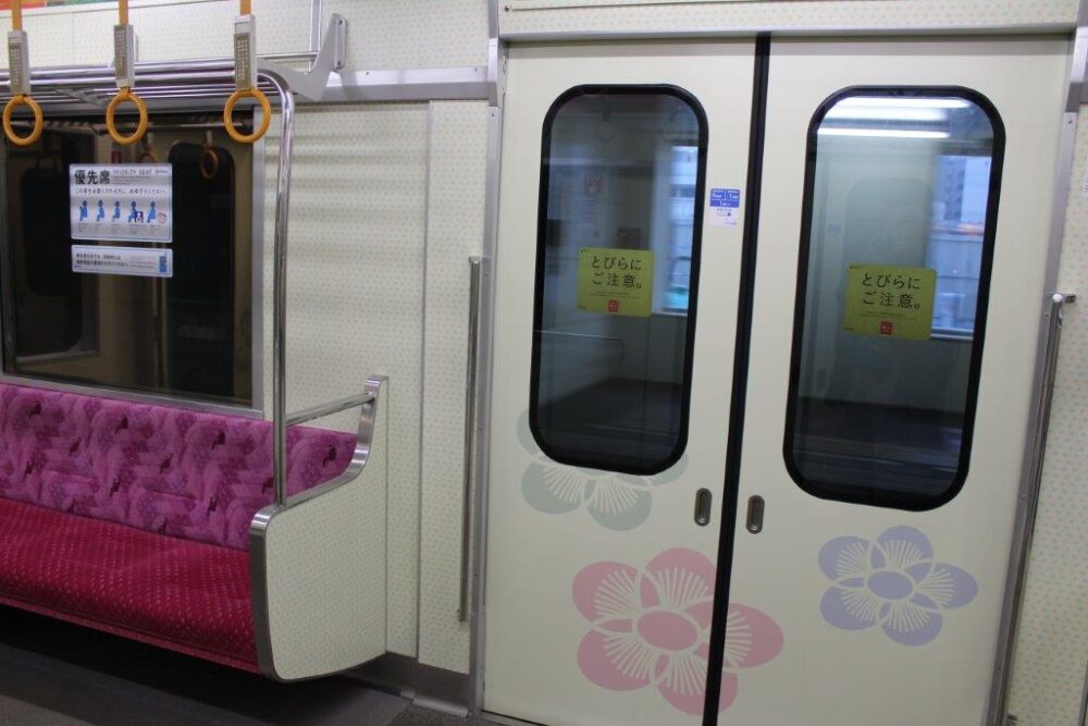 旅人ーたびとー車内