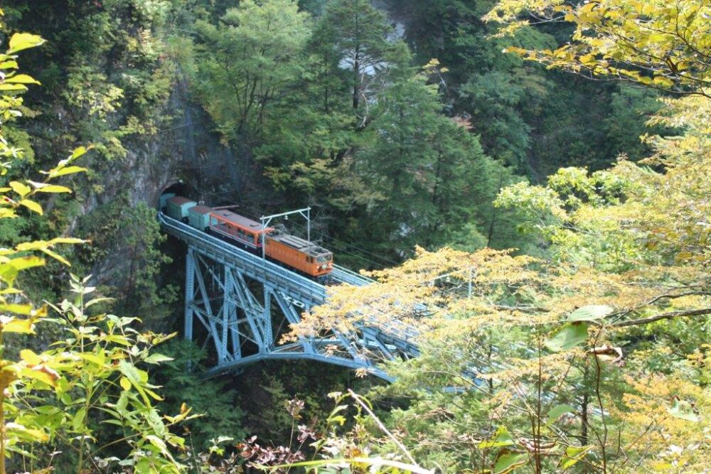 黒部渓谷トロッコ電車乗車記