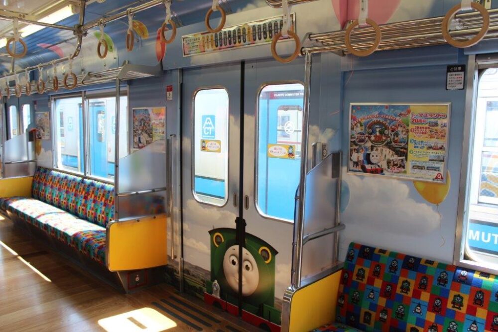 トーマスランド号車内