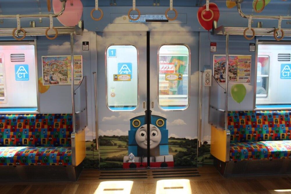 トーマスランド号車内