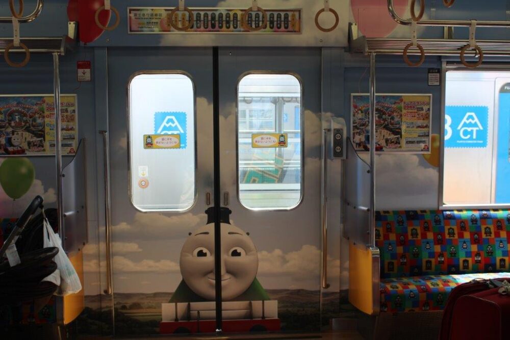 トーマスランド号車内