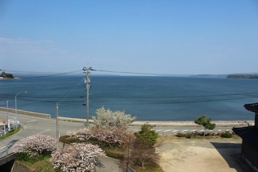 里山里海号車窓からの景色