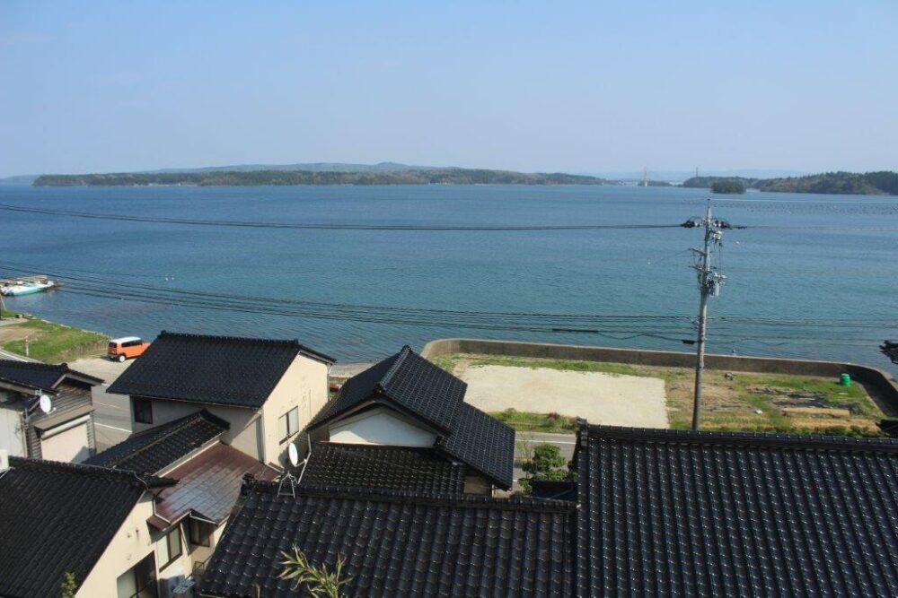 里山里海号車窓からの景色
