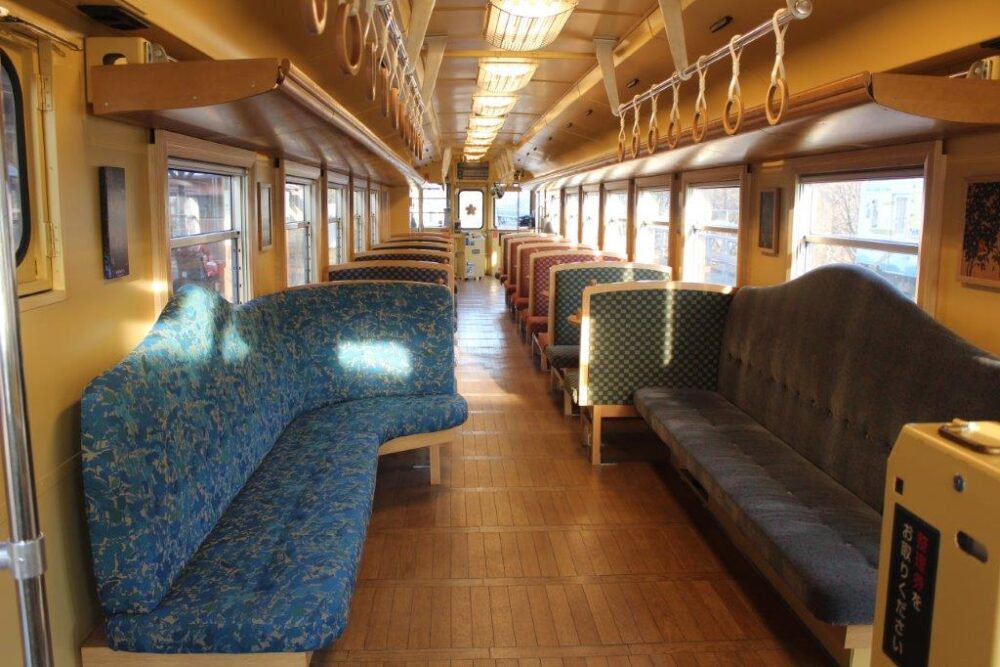 観光列車昭和号車内