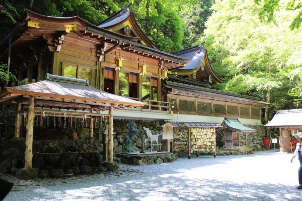 貴船神社