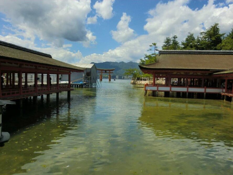 厳島神社
